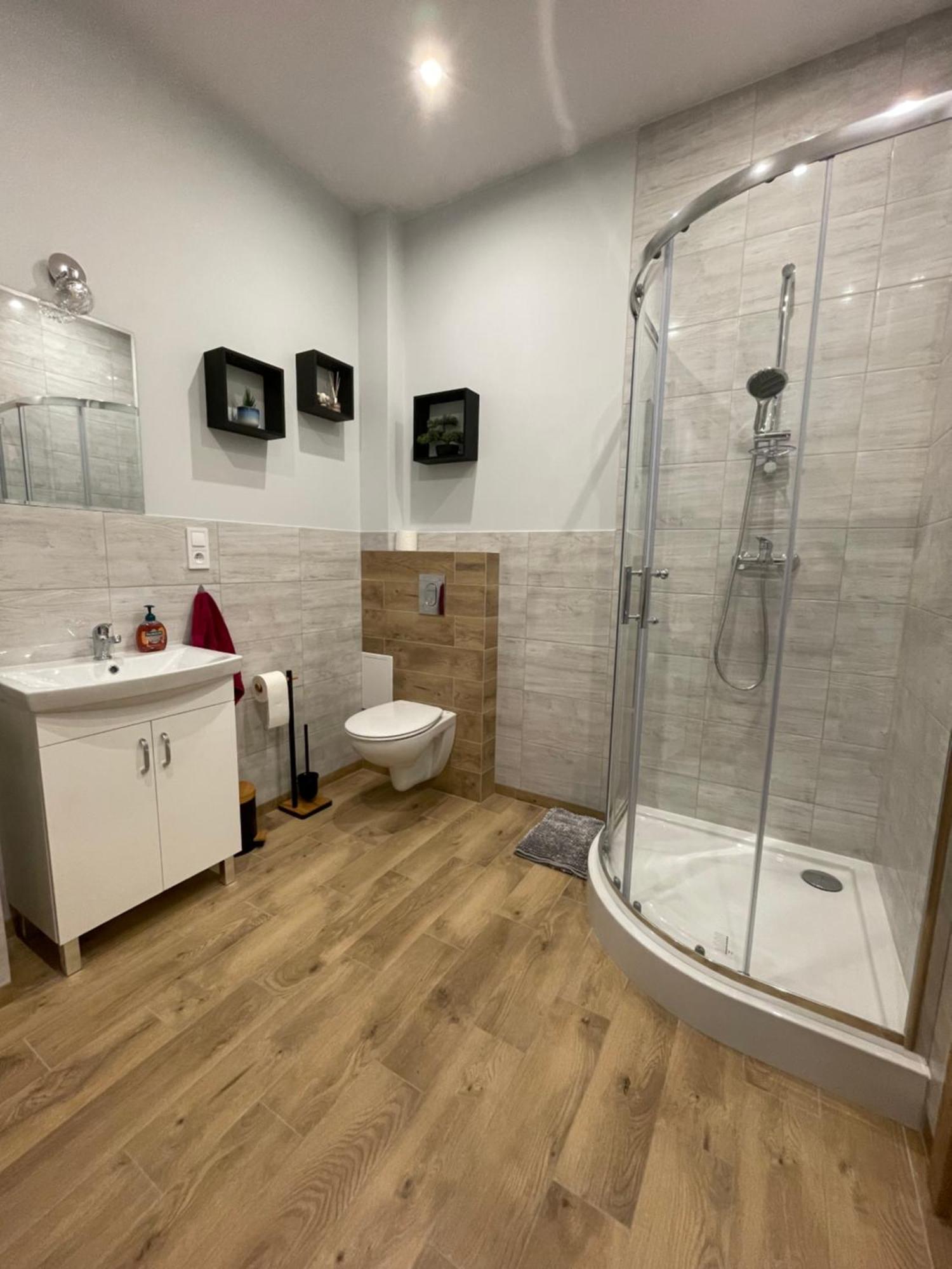 Apartamenty Przy Starym Miescie Częstochowa Exteriör bild